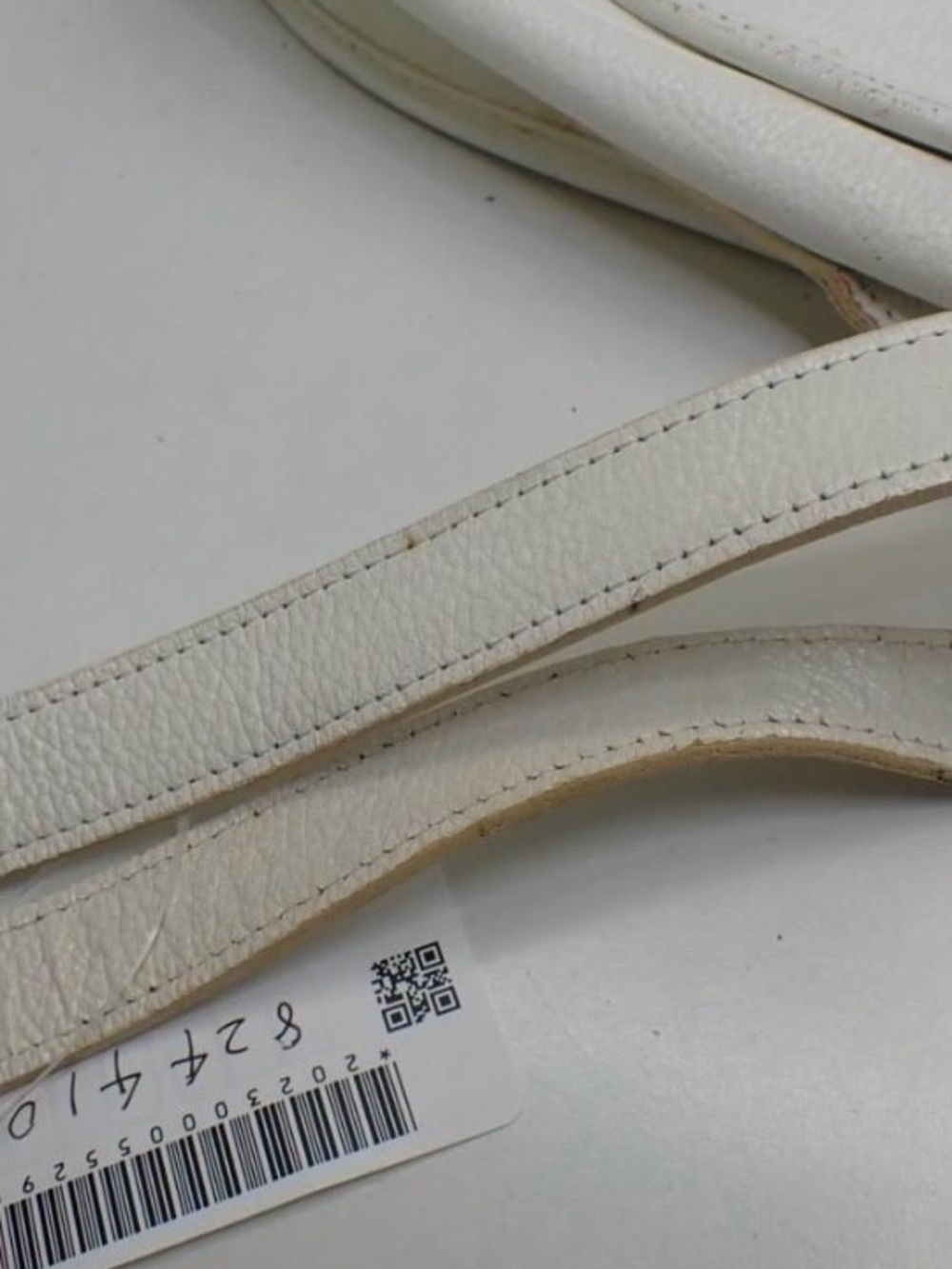 YVES SAINT LAURENT WHITE LEATHER CROSSBODY BAG - Picture 6 of 9